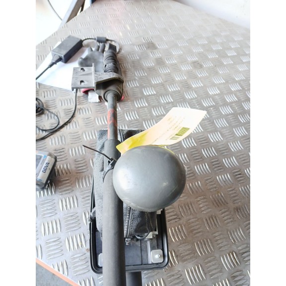 Recambio de palanca cambio para audi a6 berlina (4f2) 3.0 tdi quattro (165kw) referencia OEM IAM 4F0713081A  