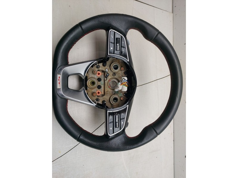 Recambio de volante para kia proceed (cd) 1.6 t-gdi gt referencia OEM IAM 56110J7350SA1  