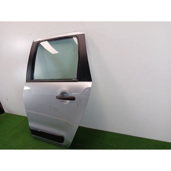 Recambio de puerta trasera izquierda para citroën c3 picasso exclusive referencia OEM IAM  1 GOLPE 