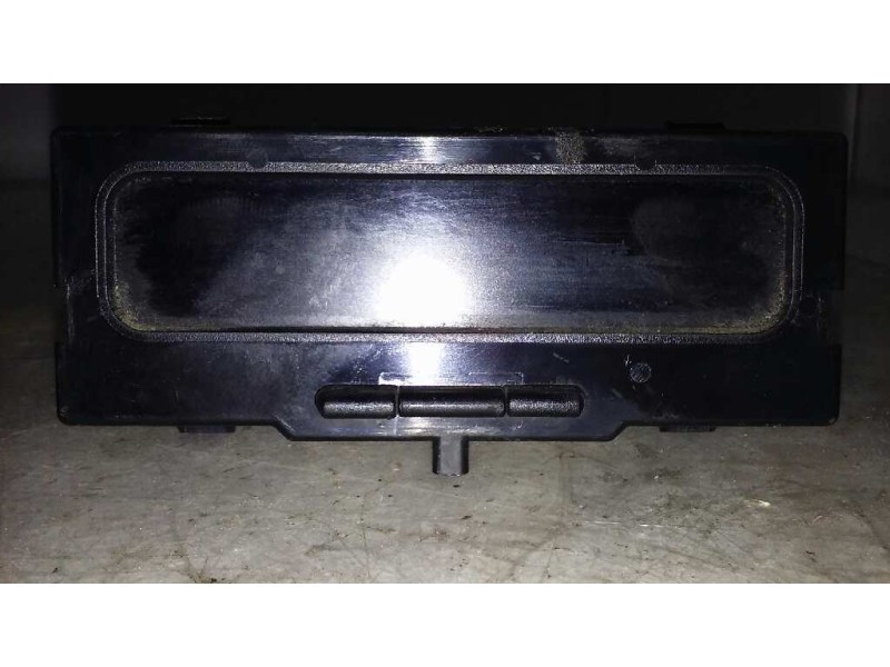 Recambio de display para renault megane ii berlina 5p confort authentique referencia OEM IAM 8200107839  