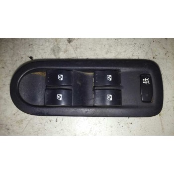 MANDO ELEVALUNAS DELANTERO IZQUIERDO 156018070 