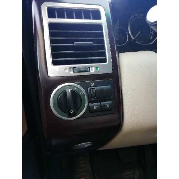 land rover range rover (lm) del año 2004