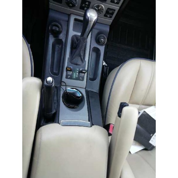 land rover range rover (lm) del año 2004