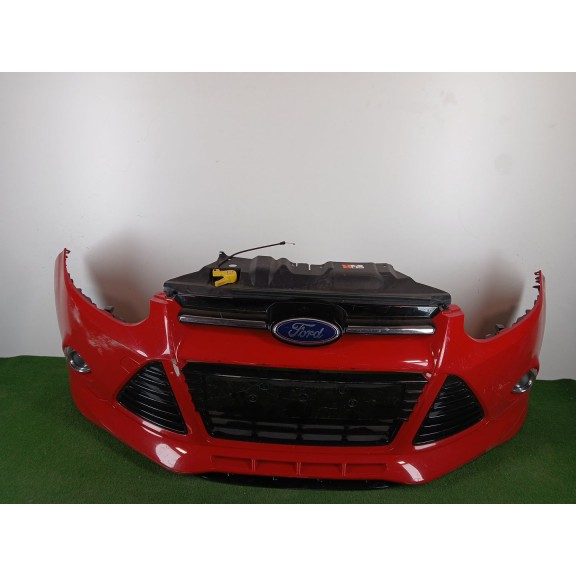 Recambio de paragolpes delantero para ford focus iii 1.6 ti referencia OEM IAM bm5117757a  