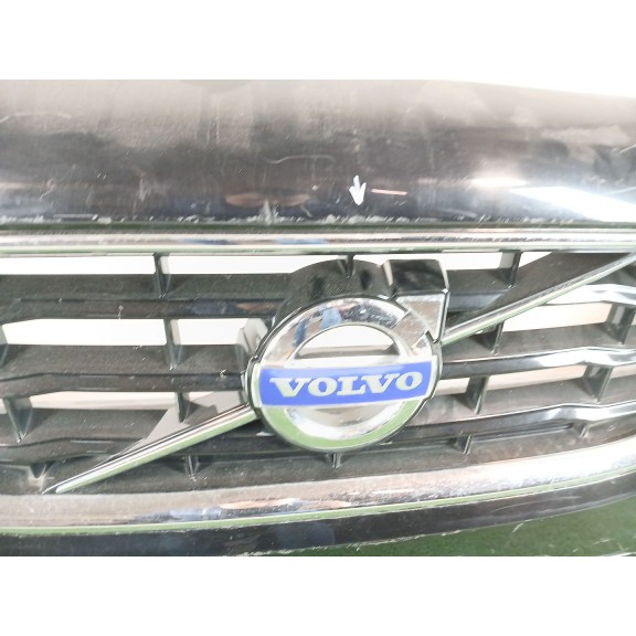 Recambio de paragolpes delantero para volvo v40 cross country (526) t3 referencia OEM IAM 31283732  