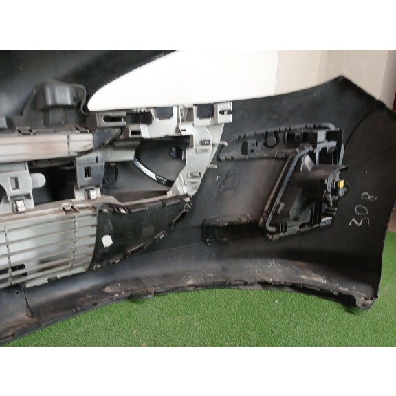 Recambio de paragolpes delantero para peugeot 308 i (4a_, 4c_) 1.6 hdi referencia OEM IAM 9680484677  