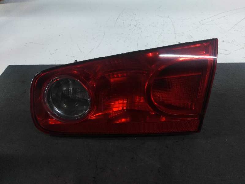 Recambio de piloto trasero derecho interior para renault laguna ii (bg0) confort authentique referencia OEM IAM  2ª 