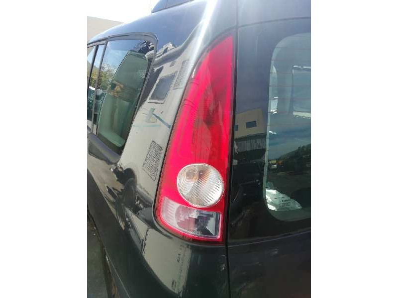 Recambio de piloto trasero izquierdo para renault espace iv (jk0) privilege referencia OEM IAM 8200027153  