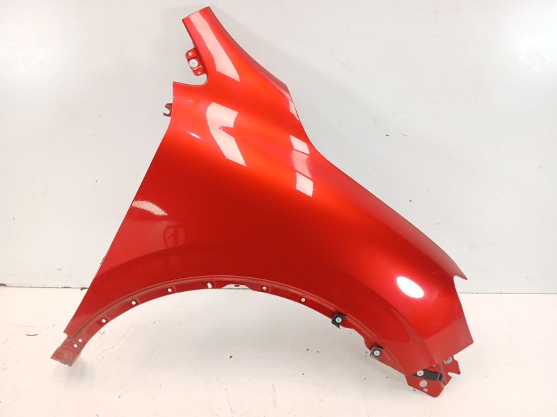 Recambio de aleta delantera derecha para renault kadjar (ha_, hl_) 1.3 tce 140 referencia OEM IAM   