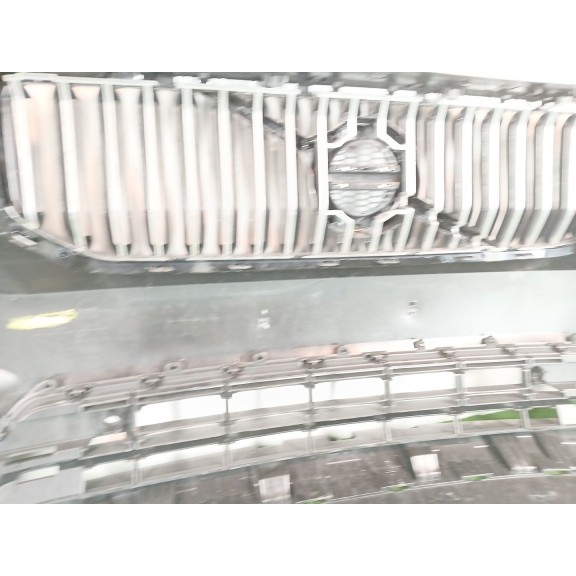 Recambio de paragolpes delantero para volvo xc40 (536) t5 awd referencia OEM IAM 31449359 31449359 