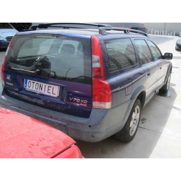 volvo xc70 i cross country (295) del año 2001