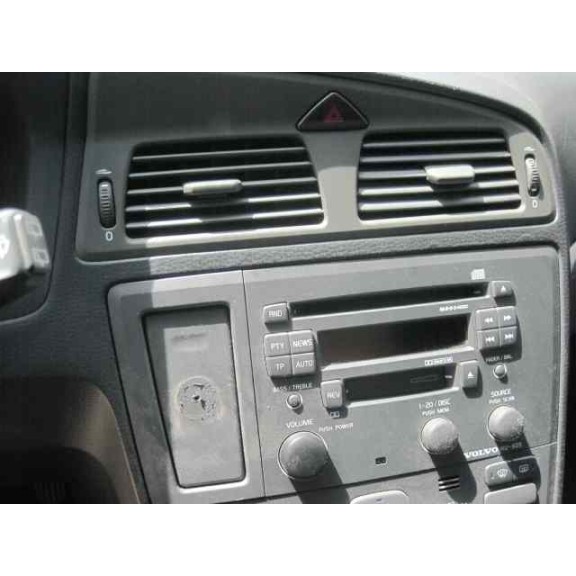 volvo xc70 i cross country (295) del año 2001