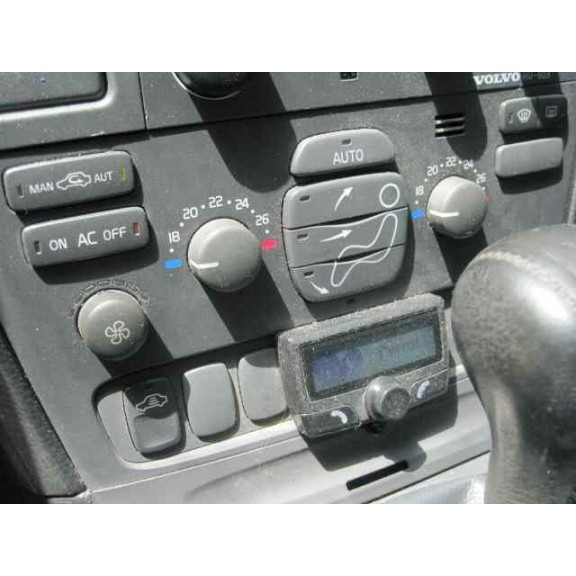 volvo xc70 i cross country (295) del año 2001