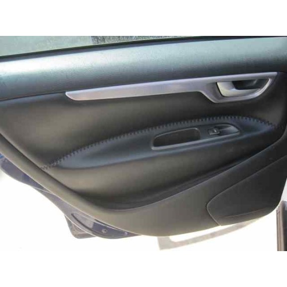 volvo xc70 i cross country (295) del año 2001