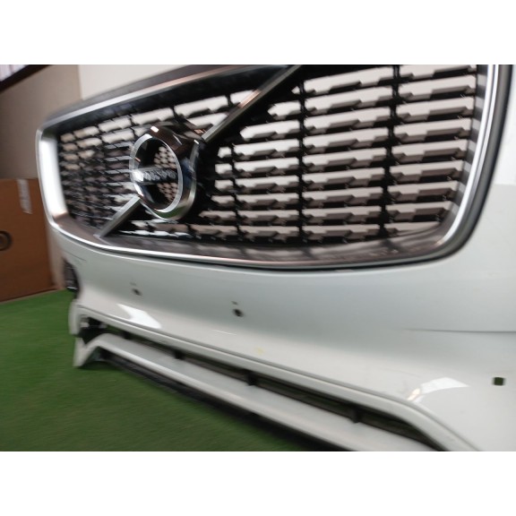 Recambio de paragolpes delantero para volvo xc90 ii (256) 2.0 t8 hybrid awd referencia OEM IAM 31690641  