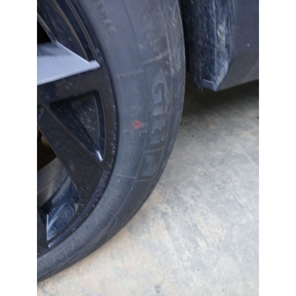 Recambio de neumatico para omoda 5 referencia OEM IAM 215-55-1895h  giti