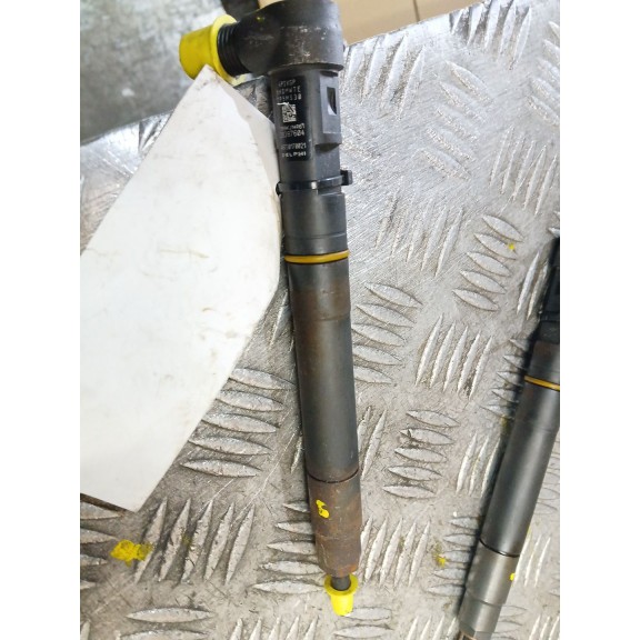 Recambio de inyector para ssangyong tivoli limited 4x2 referencia OEM IAM A6730170021  