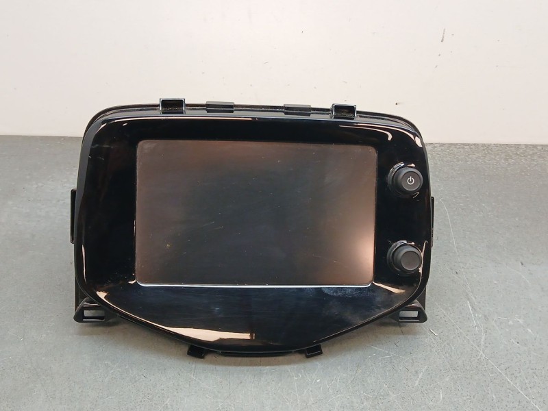 Recambio de sistema audio / radio cd para toyota aygo (_b4_) 1.0 (kgb40) referencia OEM IAM 86140oh010  