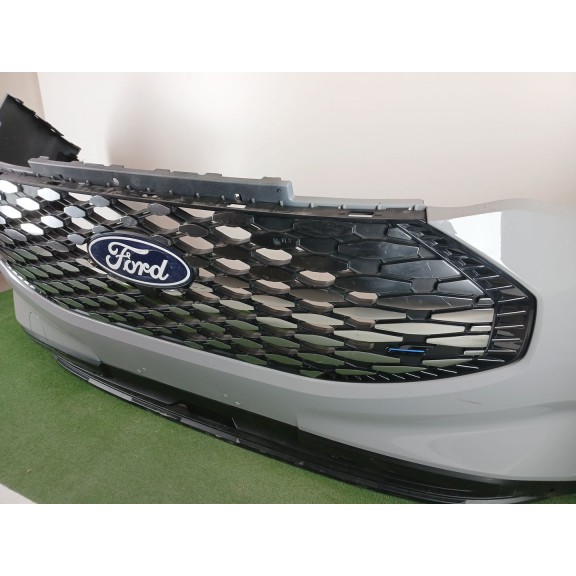 Recambio de paragolpes delantero para ford transit connect v761 furgoneta/monovolumen (skn) ecoblue referencia OEM IAM PZ3117F00