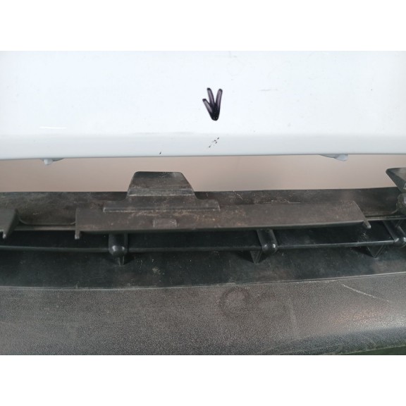 Recambio de paragolpes delantero para ford fiesta vi (cb1, ccn) 1.6 tdci referencia OEM IAM 8A6117K819  