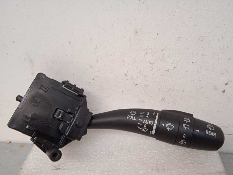 Recambio de mando limpia para kia cee´d emotion referencia OEM IAM 934201H300  