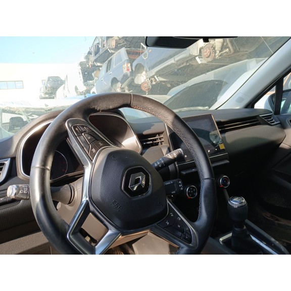 renault clio v (b7_) del año 2020