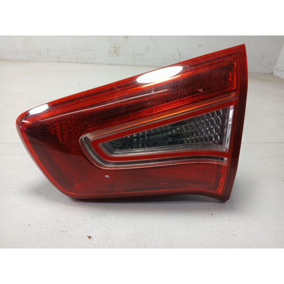 Recambio de piloto trasero derecho interior para kia sportage iii (sl) 1.7 crdi referencia OEM IAM 924063W010  