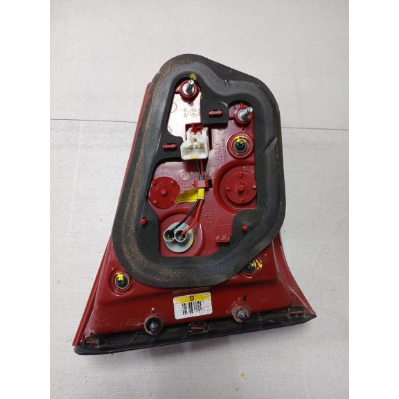 Recambio de piloto trasero derecho interior para kia sportage iii (sl) 1.7 crdi referencia OEM IAM 924063W010  