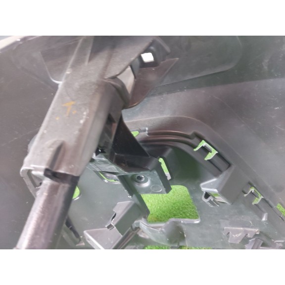 Recambio de paragolpes delantero para audi a1 sportback (gba) 40 tfsi referencia OEM IAM 82a807437a  