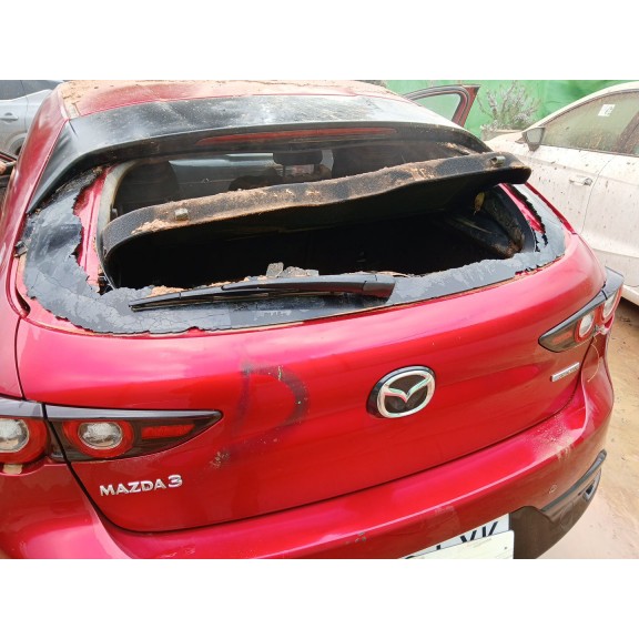 Recambio de porton trasero para mazda 3 hatchback (bp) 2.0 skyactiv-g m hybrid referencia OEM IAM   