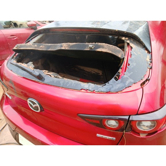 Recambio de porton trasero para mazda 3 hatchback (bp) 2.0 skyactiv-g m hybrid referencia OEM IAM   