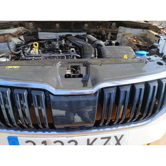 Recambio de rejilla delantera para skoda karoq (nu7, nd7) 1.5 tsi referencia OEM IAM   