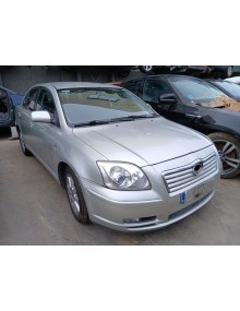 toyota avensis sedán (_t25_) del año 2004