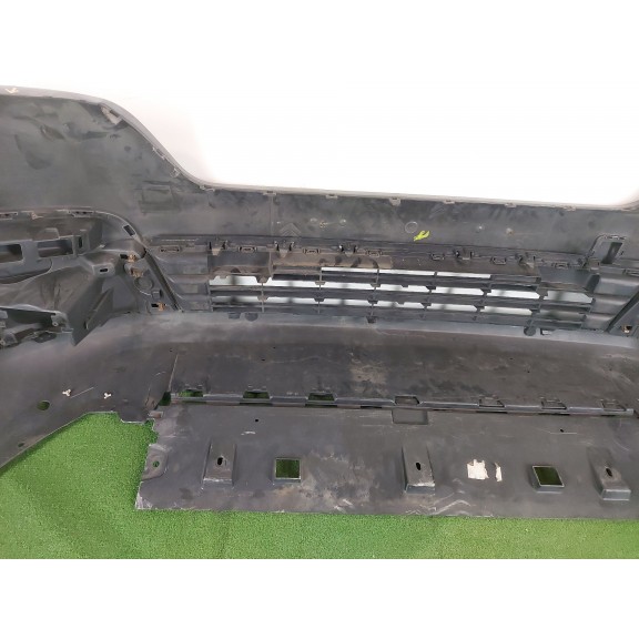 Recambio de paragolpes delantero para peugeot partner caja/chasis 1.6 hdi referencia OEM IAM 9810923377  