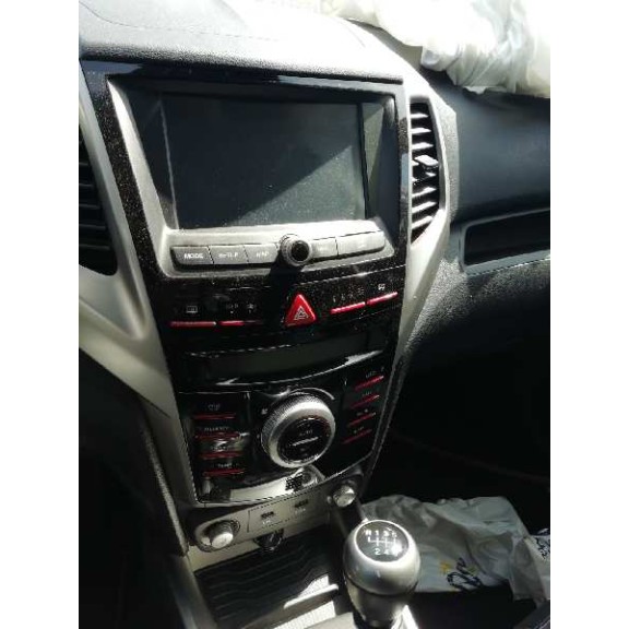 ssangyong tivoli del año 2016