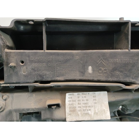 Recambio de panel frontal para citroën c3 picasso exclusive referencia OEM IAM 9681810080  