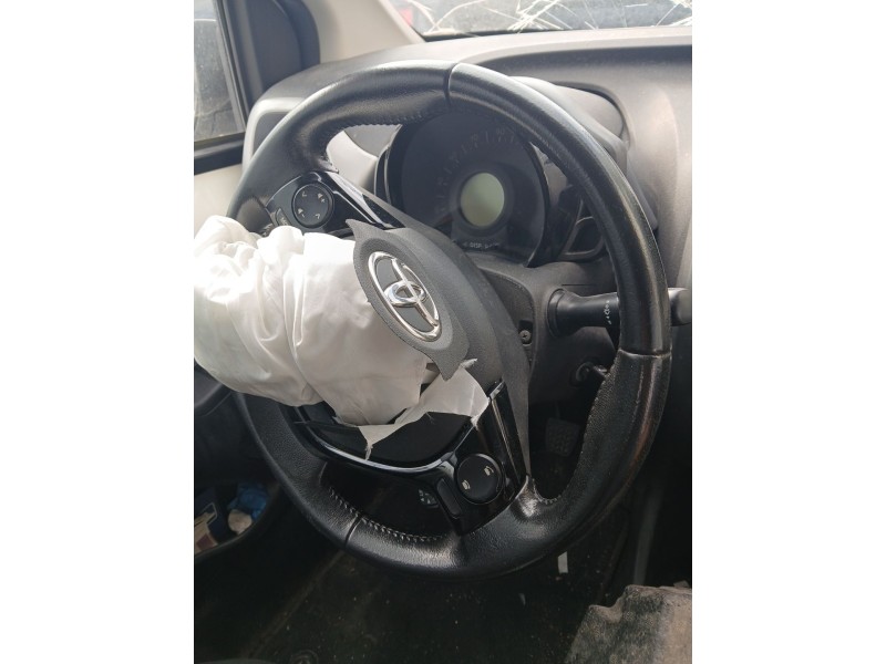 Recambio de volante para toyota aygo (_b4_) 1.0 (kgb40) referencia OEM IAM   