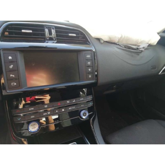 jaguar xe del año 2018