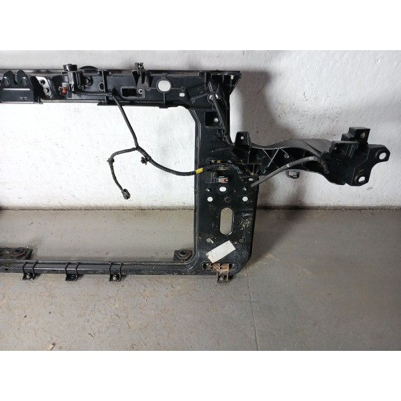 Recambio de panel frontal para kia sportage iii (sl) 1.7 crdi referencia OEM IAM   