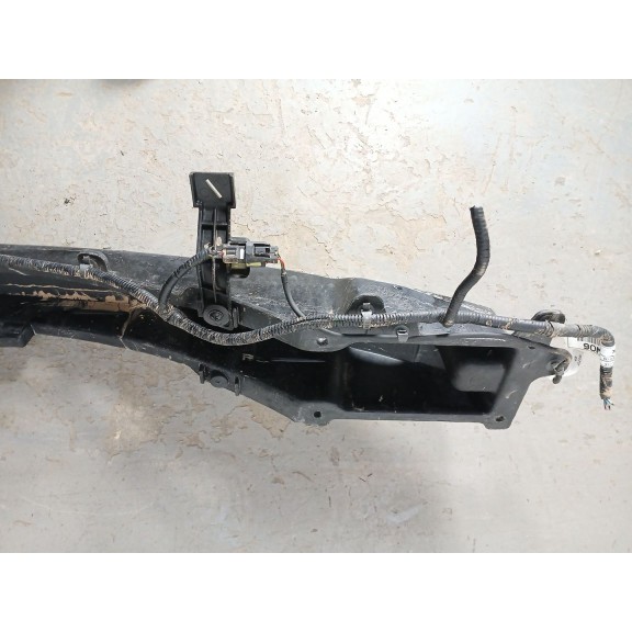 Recambio de refuerzo paragolpes trasero para kia sportage iii (sl) 1.7 crdi referencia OEM IAM   