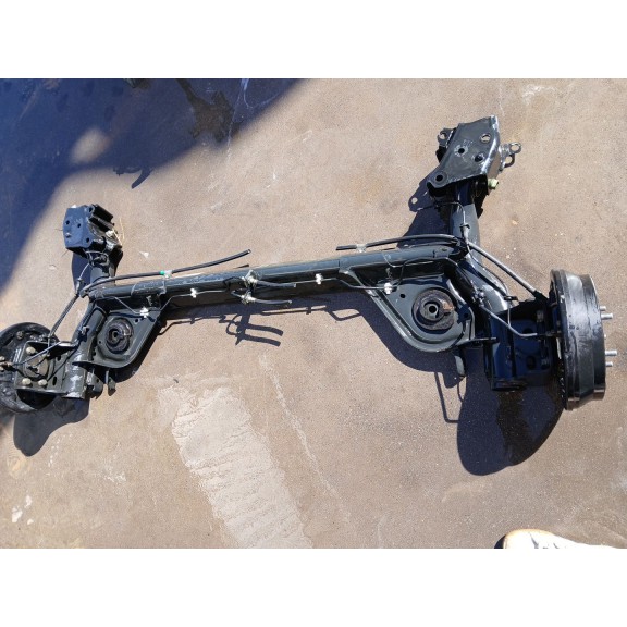 Recambio de puente trasero para nissan juke (f15) 1.6 referencia OEM IAM 55501BX65A freno tambor y abs 