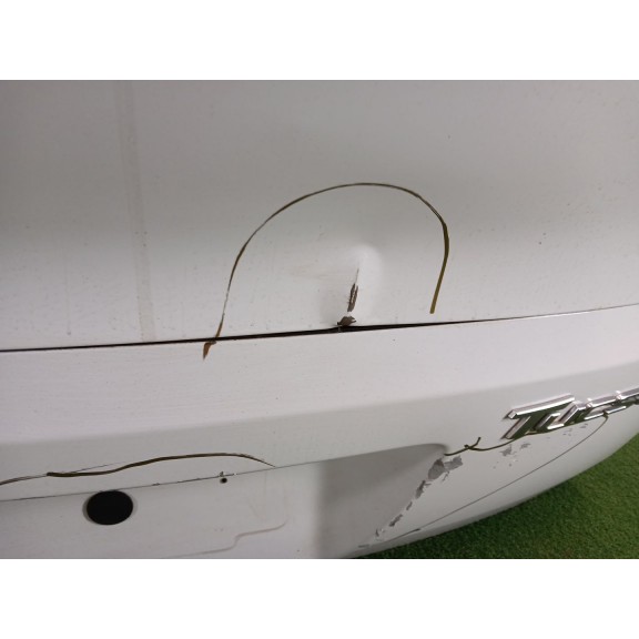 Recambio de porton trasero para hyundai tucson 25 aniversario 4x2 referencia OEM IAM 73700D7000  