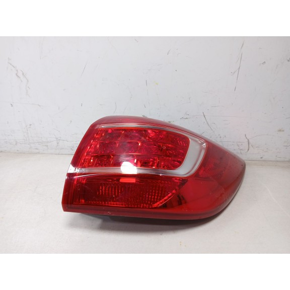 Recambio de piloto trasero derecho para kia sportage iii (sl) 1.7 crdi referencia OEM IAM 924023W010  