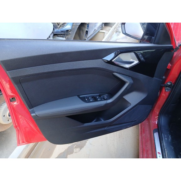 Recambio de guarnecido puerta delantera izquierda para audi a1 sportback (gba) 25 tfsi referencia OEM IAM   