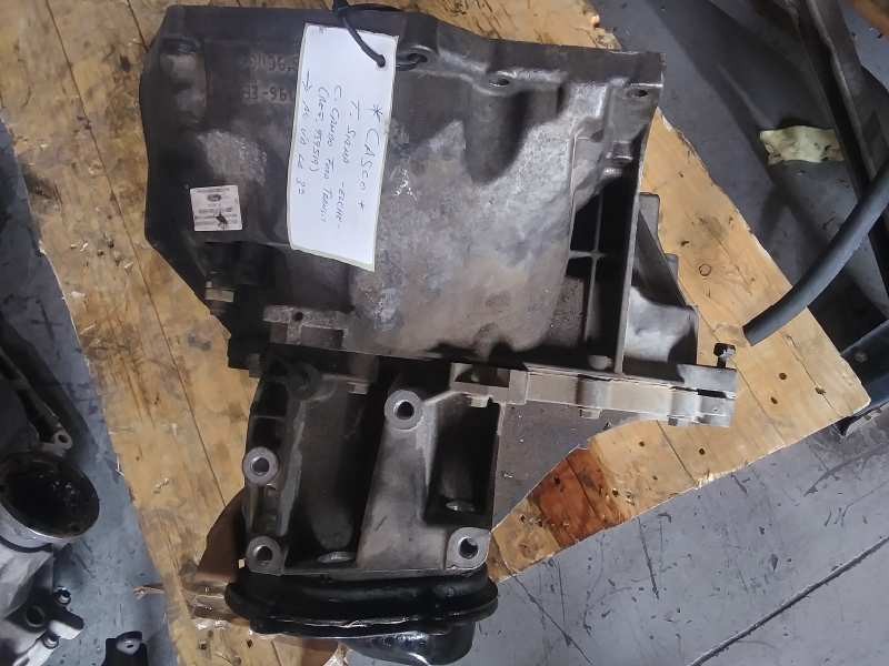 Recambio de caja casco para ford transit courier combi trend referencia OEM IAM A6R7002ABF  