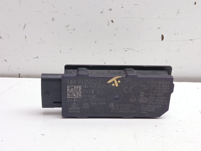 Recambio de modulo electronico para skoda octavia iv (nx3, nn3, pv3) 1.5 tsi referencia OEM IAM 5wa962133f  