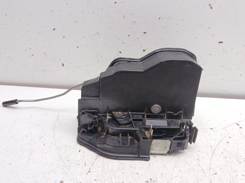 Recambio de cerradura puerta delantera derecha para bmw 1 (e87) 120 d referencia OEM IAM 51217202146 7202146 