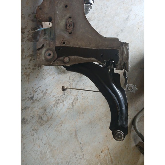 Recambio de puente delantero para renault clio iv (bh_) 1.5 dci 75 referencia OEM IAM   