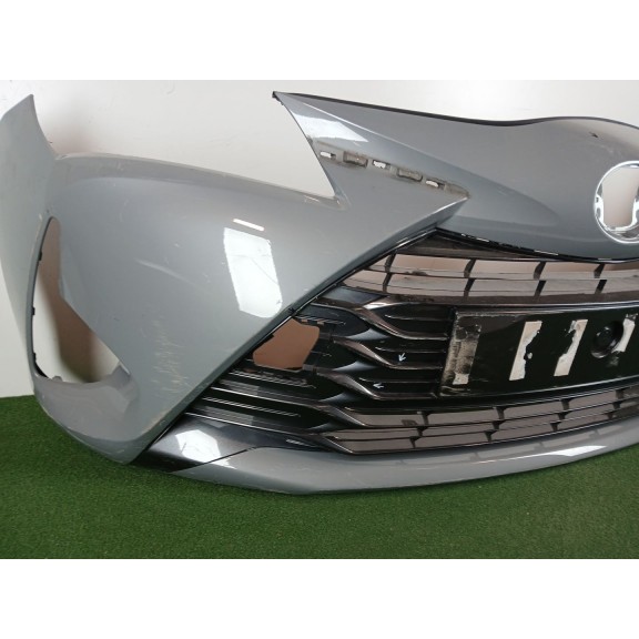 Recambio de paragolpes delantero para toyota yaris (_p13_) 1.5 (nsp131_) referencia OEM IAM 521190DA40  