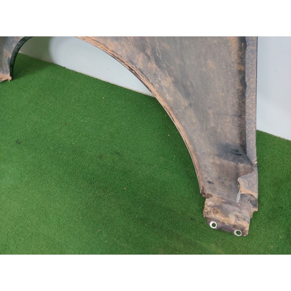 Recambio de aleta delantera derecha para audi q5 (8rb) 2.0 tdi quattro referencia OEM IAM 8R0821106A  